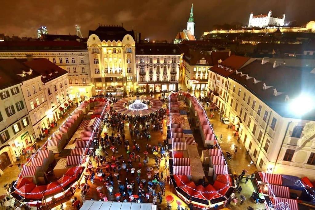 Diamond Residence In Old Town With Free Parking Bratislava Eksteriør billede