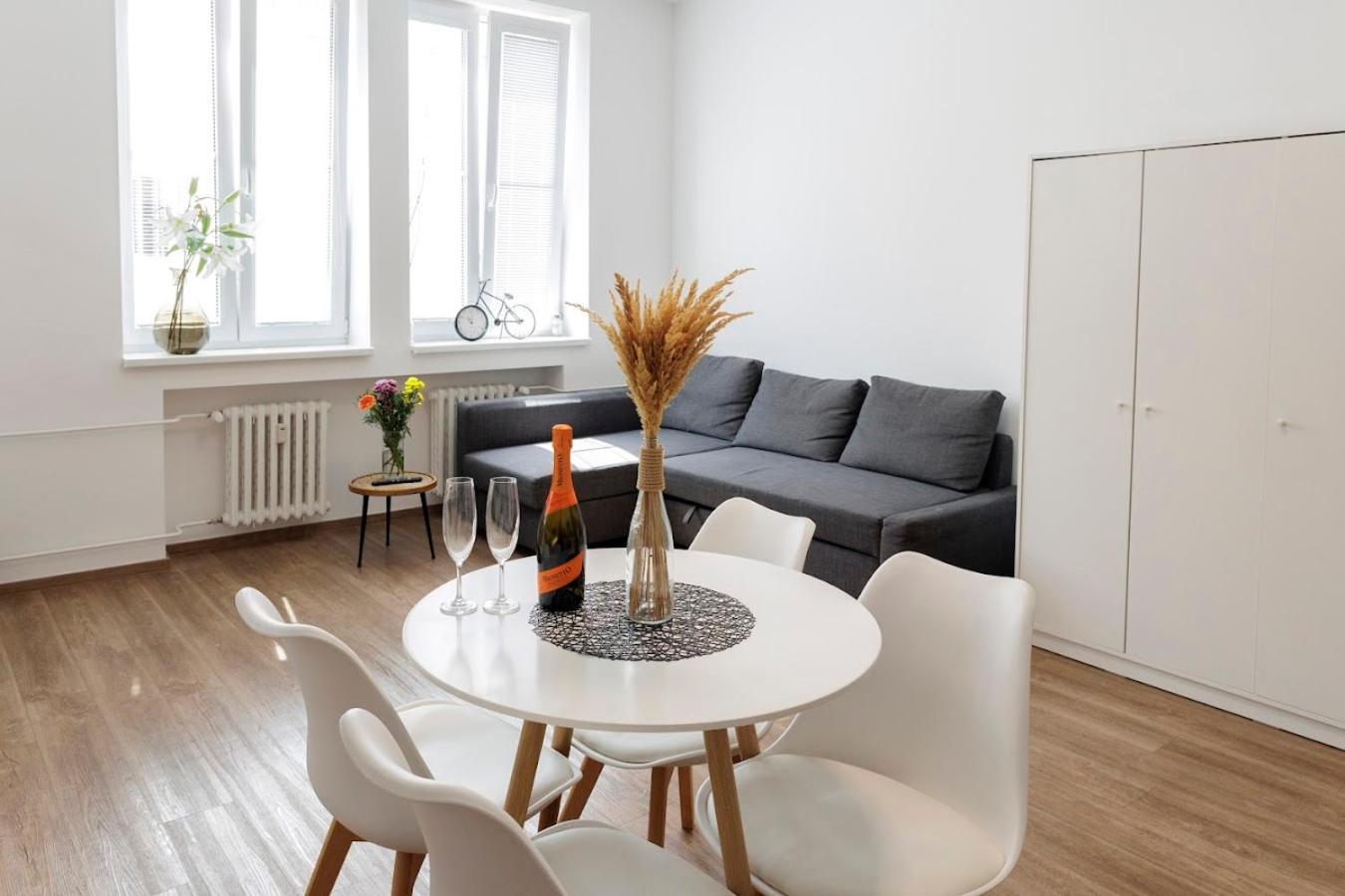 Diamond Residence In Old Town With Free Parking Bratislava Eksteriør billede