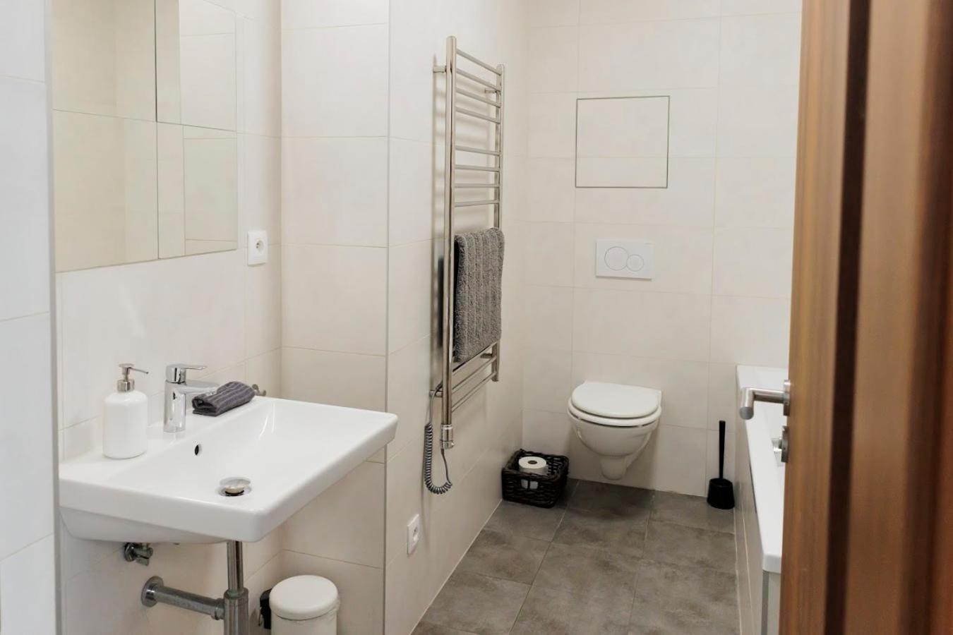 Diamond Residence In Old Town With Free Parking Bratislava Eksteriør billede